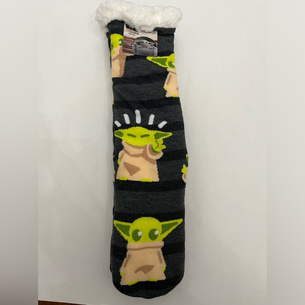 Star Wars Mandalorian Fuzz Sox Socks